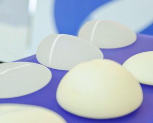 protesi silicone glutei